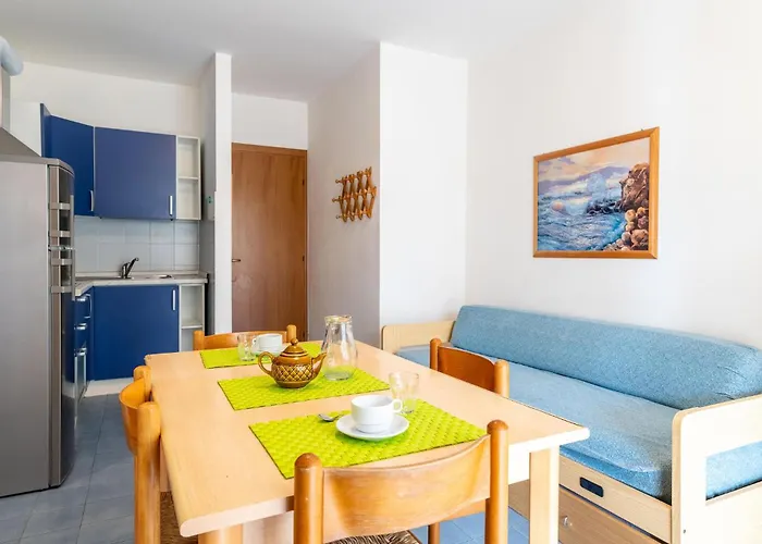 2 Bedroom Gorgeous In *